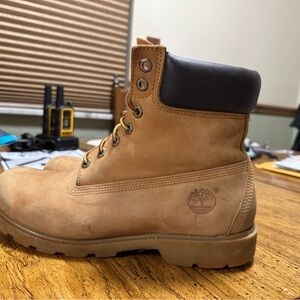 Classic Men’s Timberland size 10 Boots